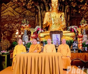 Tp.HCM: Tiệc chay gây quỹ dựng chùa Phật Ngọc Xá Lợi & Bảo tháp miền Tây